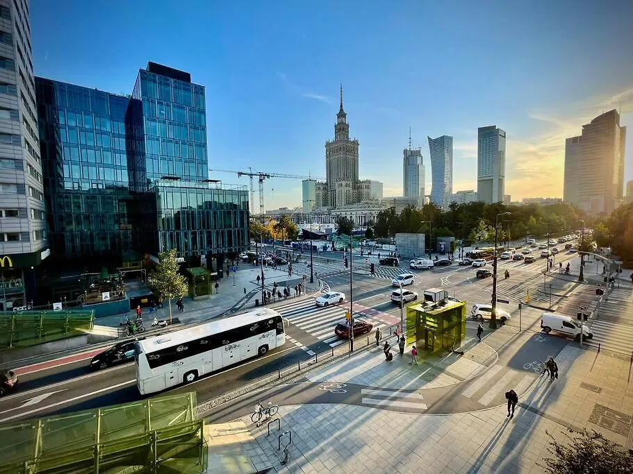 Apartament Super Square Metro X2 Fast Wifi 55'Tv Netflix Hbo Appletv+ Amazontv Warszawa 0*,  Polska